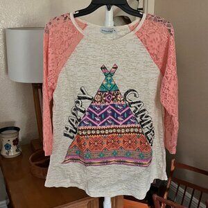 Women’s Sz. XL Sunshine & Rodeos Happy Camper Sheer T-Shirt Lace Sleeves